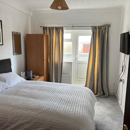 Barley Mow Hotel Понтефракт Екстер'єр фото