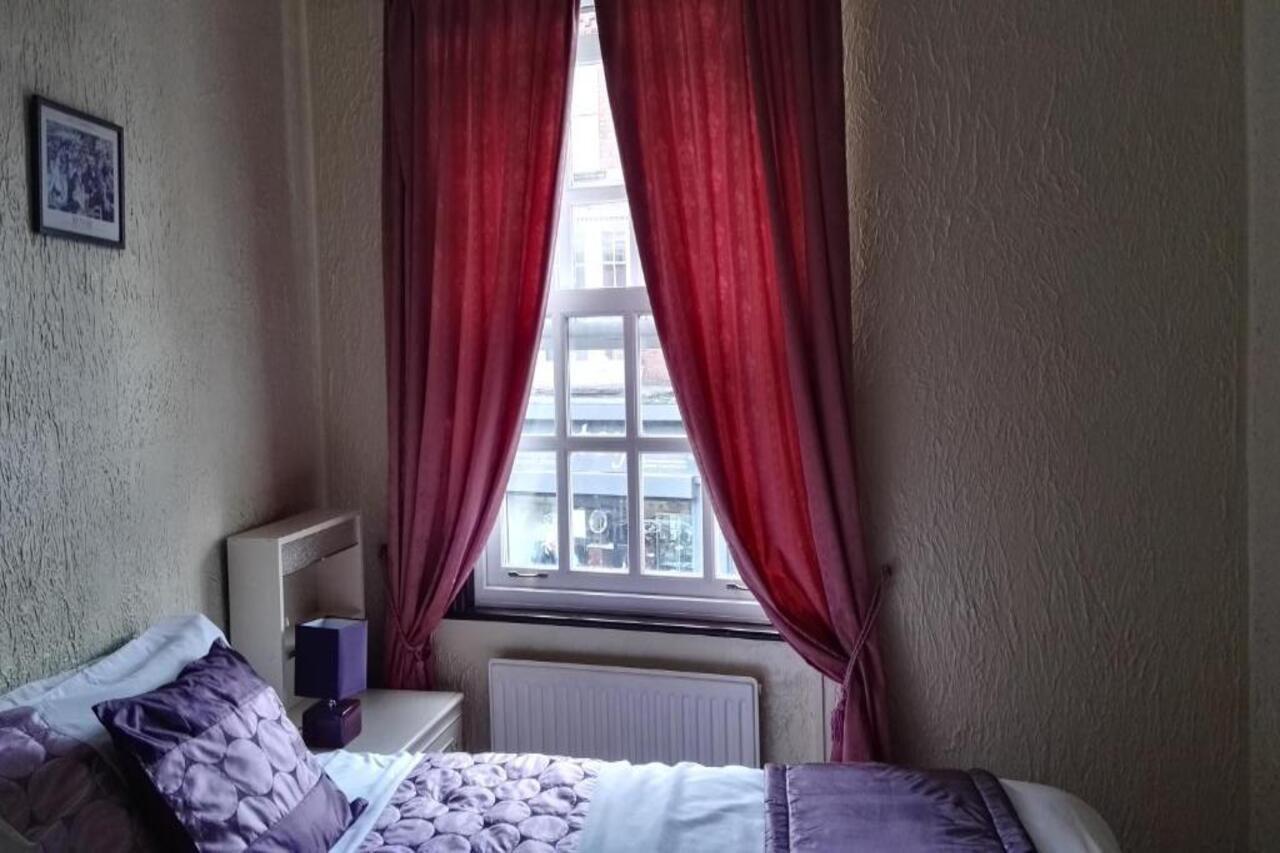 Barley Mow Hotel Понтефракт Екстер'єр фото