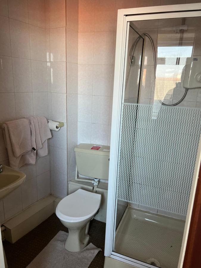 Barley Mow Hotel Понтефракт Екстер'єр фото