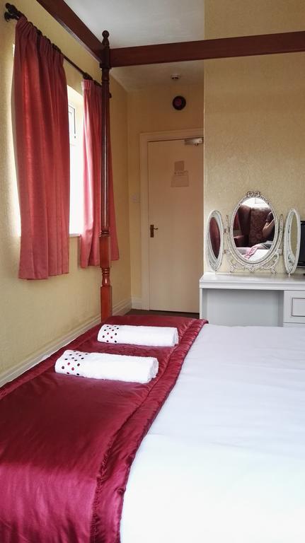 Barley Mow Hotel Понтефракт Екстер'єр фото