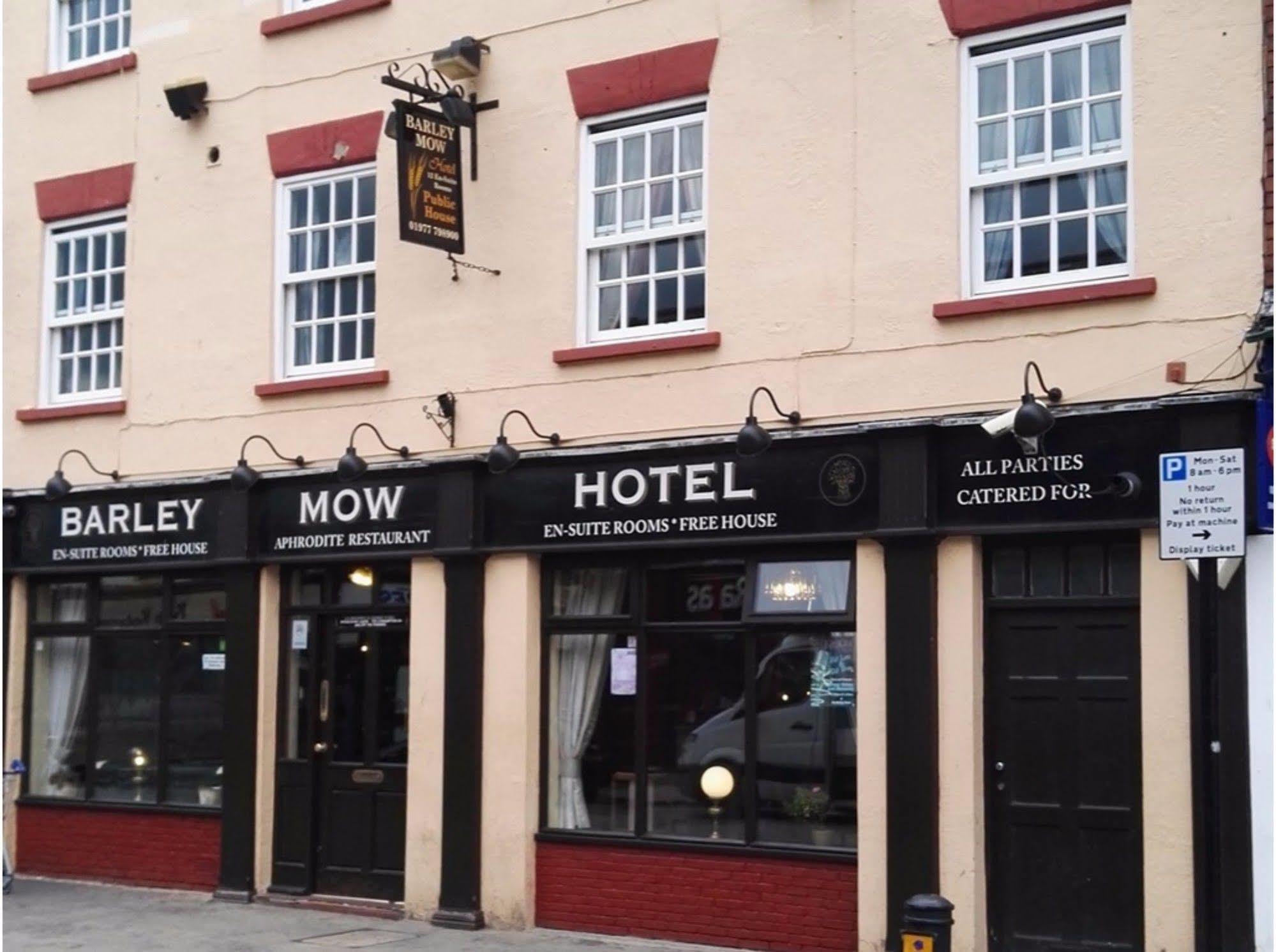 Barley Mow Hotel Понтефракт Екстер'єр фото