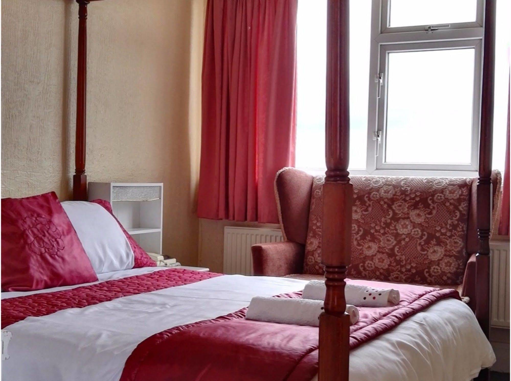 Barley Mow Hotel Понтефракт Екстер'єр фото